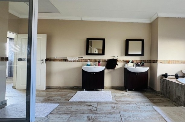 3 Bedroom Property for Sale in Hartbeespoort North West